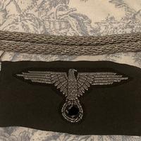 Soggolo schirmmutze e aquila da braccio ww2