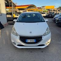 Peugeot 208 PureTech 82 5 porte Allure
