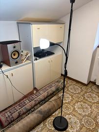 Mobile salone e divano salone