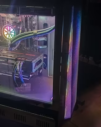 PC Gaming Ryzen 7 5800x-RX 7700xt-RAM 32gb 