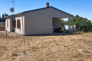 Villetta indipendente immersa nel verde