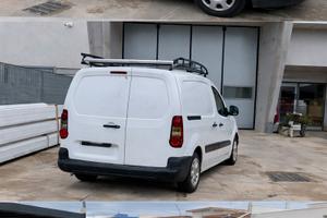 Furgone PEUGEOT BIANCO