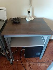 arredo ufficio anni 50 coppia tavolino/comodini 