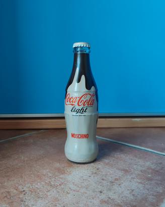 Bottiglia Coca-Cola Designed by Moschino Italy