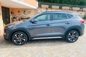 HYUNDAI TUCSON   CRDI    1.6  4WD   DIC. 2018