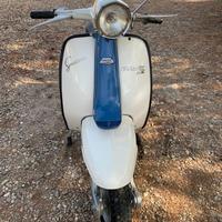 Lambretta LI 150 S - anno 1965 bianca e azzurra