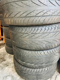 4 gomme con cerchi per kia
