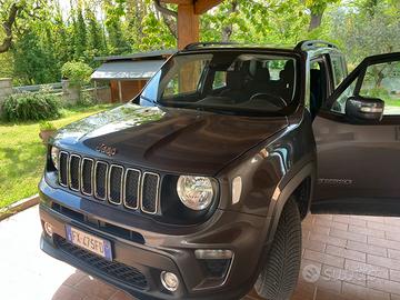 Renegade Jeep 4x4 longitude
