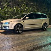 Ford focus 1.6 benzina 115cv