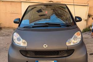 Smart fortwo 2012 automatica 1000 benzina