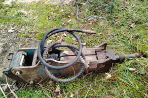 Martello e Pinsa Miniescavatore