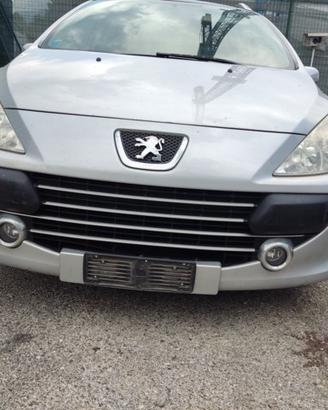 Paraurti anteriore PEUGEOT 307 del 2007