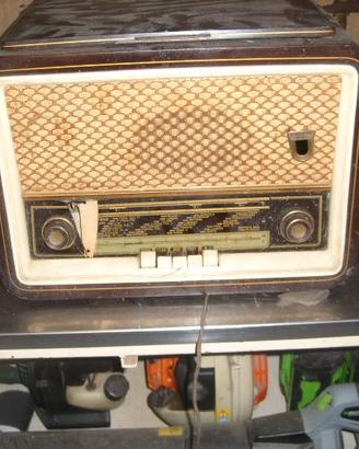 Radio d'Epoca FONOLA: La Voce del Dopoguerra