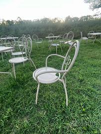 Tavoli e sedie da giardino