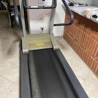 Tapis Roulant professionale TECHNOGYM Run 600 XT
