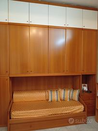 Armadio a ponte con 2 letti singoli 