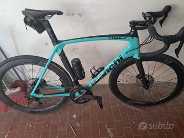 bici bianchi taglia l