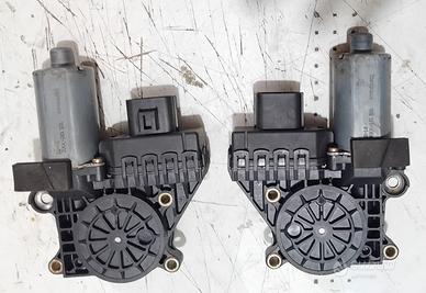 Coppia Motorini Alzacristalli Bosch Ford Focus MK1