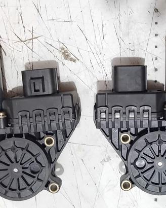 Coppia Motorini Alzacristalli Bosch Ford Focus MK1