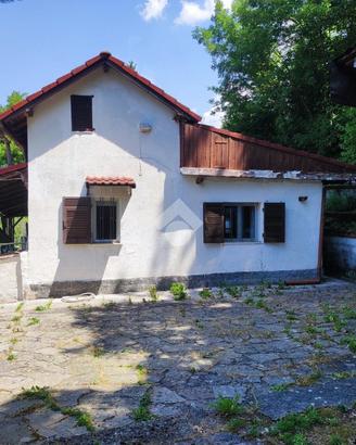 CASA INDIPENDENTE A VALBREVENNA