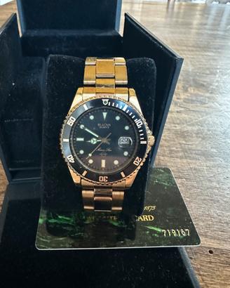 Submarine bulova oro