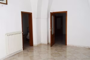 Villa di 1000 m² con più di 5 locali e box auto do