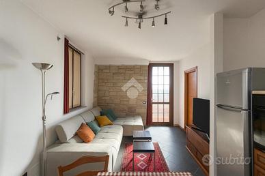 2 LOCALI A PONTE SAN PIETRO