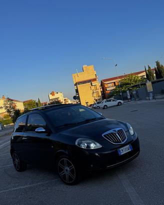 Lancia ypsilon 1.3 multijet