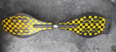 Skateboard Wave board
