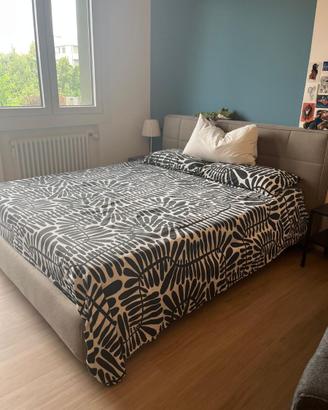 letto imbottito matrimoniale marca Le Comfort