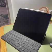 IPad Air 4 64 gb + keyboard folio + Pencil