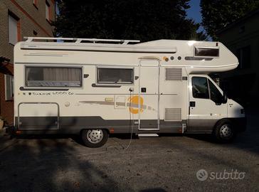 VENDO bellissimo Camper mansardato Benimar