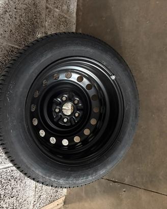 Ruota di Scorta Dunlop SP Sport 2000 - 195/60 R15 