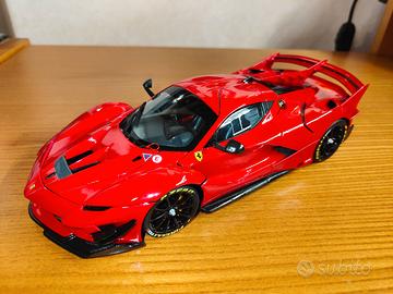 Ferrari FXX-K EVO 1/18 Burago Signature modellino