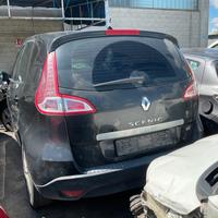 RENAULT SCENIC 3 SERIE DEL 2009 PER RICAMBI