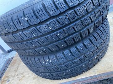 Gomme 215 65 R 16 C kumho
