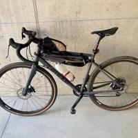 Bici gravel triban 520