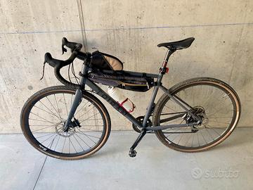 Bici gravel triban 520