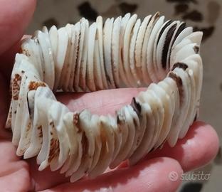 bracciale vintage di conchiglie 