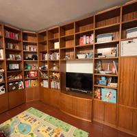 Libreria in legno massello