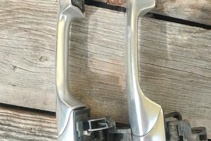 maniglie dx e sx alfa 147 anteriore 