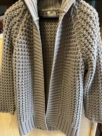 Giacca  di lana con cappuccio