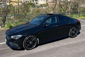 Mercedes-Benz CLA 200d Premium AMG Luxury