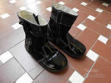 Stivali neri per bimba - numero 26