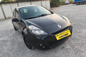 Renault Clio 2012----1.2 Benzina Neopatentati