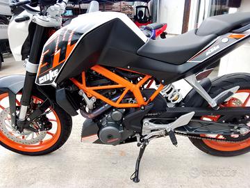 KTM 390 Duke