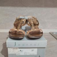 Sandali Jeannot in pelle color bronzo