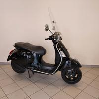Piaggio Vespa GTS 250