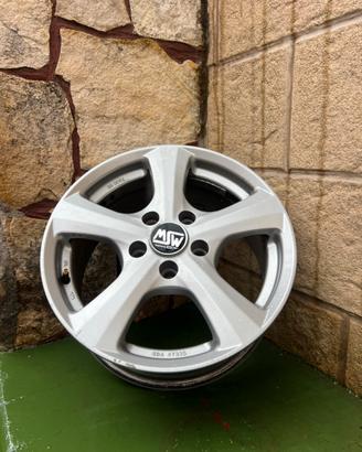 Cerchi in lega attacco Audi/Volkswagen da 16”