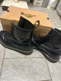 Dr. Martens airwair